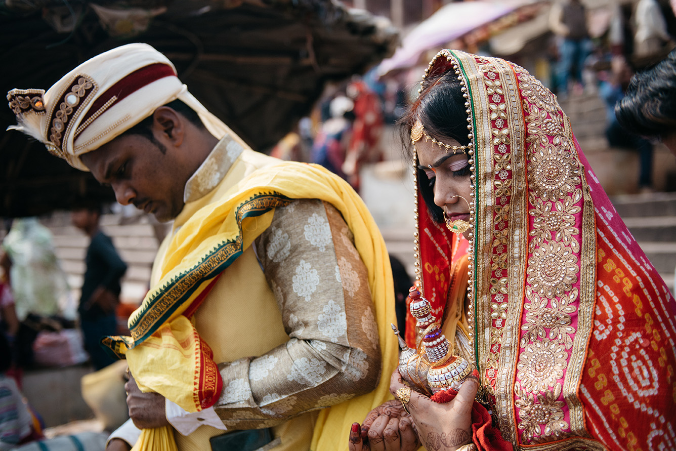 Varanassi Wedding V1 3 of101_Q2E0N0bv.jpg
