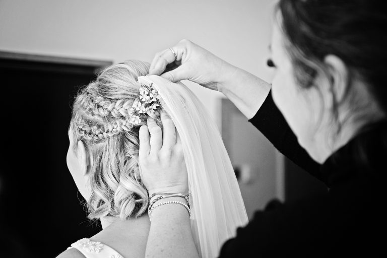 Calcot-Manor-_-Helen-&-Russel-_-Blooming-Photography-(6-of-102)