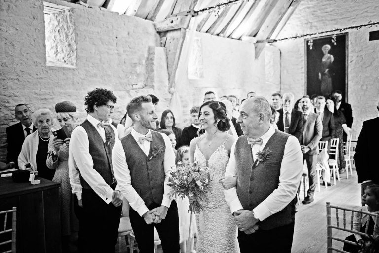 Owlpen Manor Georgie & Steven Wet Wedding (17 of 83)