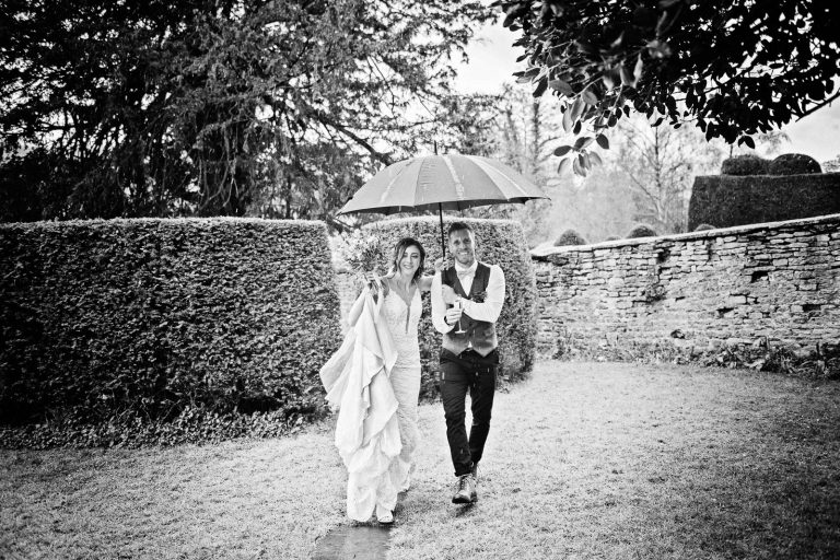 Owlpen Manor Georgie & Steven Wet Wedding (35 of 83)