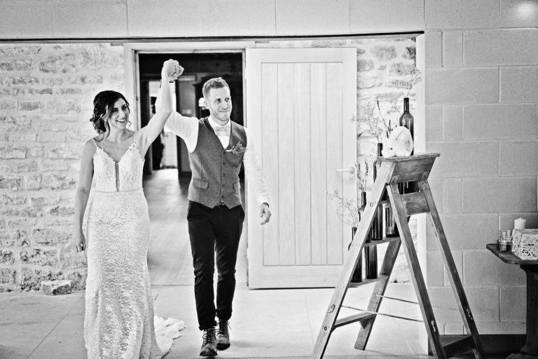 Owlpen Manor Georgie & Steven Wet Wedding (37 of 83)