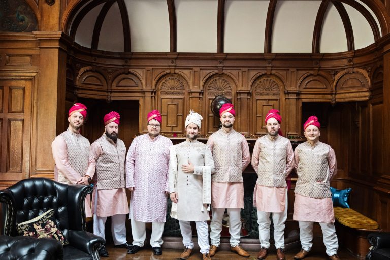 Hindu wedding Manor By The Lake, photograph by Gloucestershire wedding photographer Blooming Photography