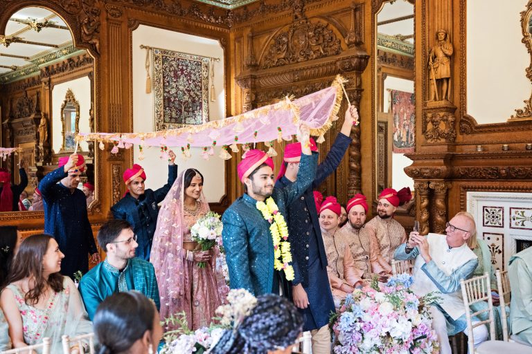 Saptapadi, Manor By the Lake, candid wedding photography by Blooming Photography
