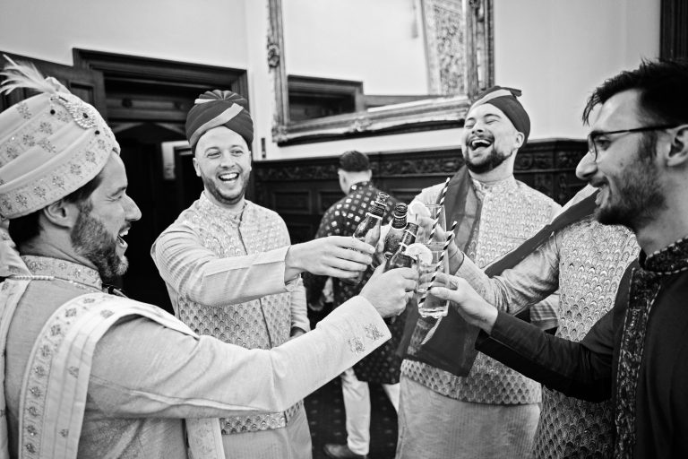 candid wedding at Manor By The Lake by Ben Roberts, BloomingPhotography